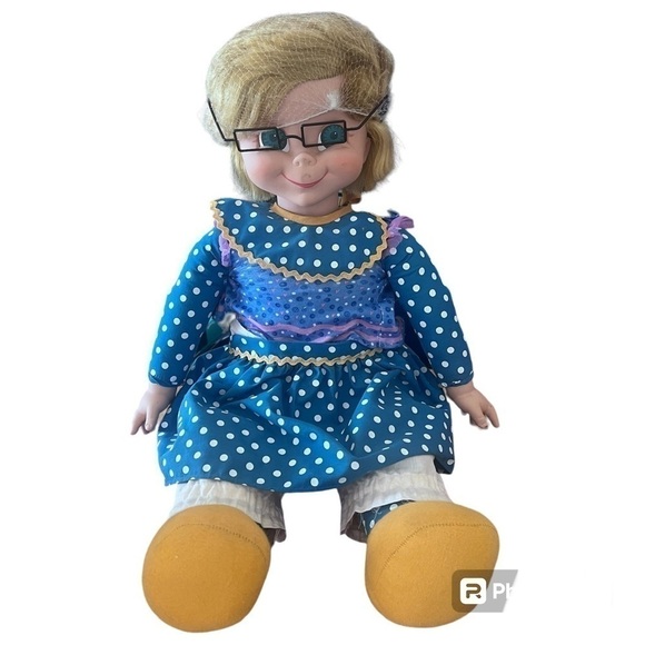 VTG Auth Talking Mrs Beasley  DOLL RARE! Collectible Family Affair Ladd 2000 - Picture 4 of 12